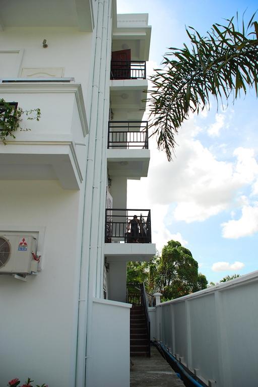 Hotel 72 Yangon Exterior foto