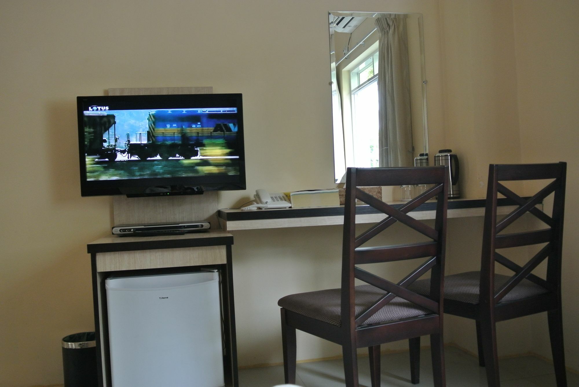 Hotel 72 Yangon Exterior foto