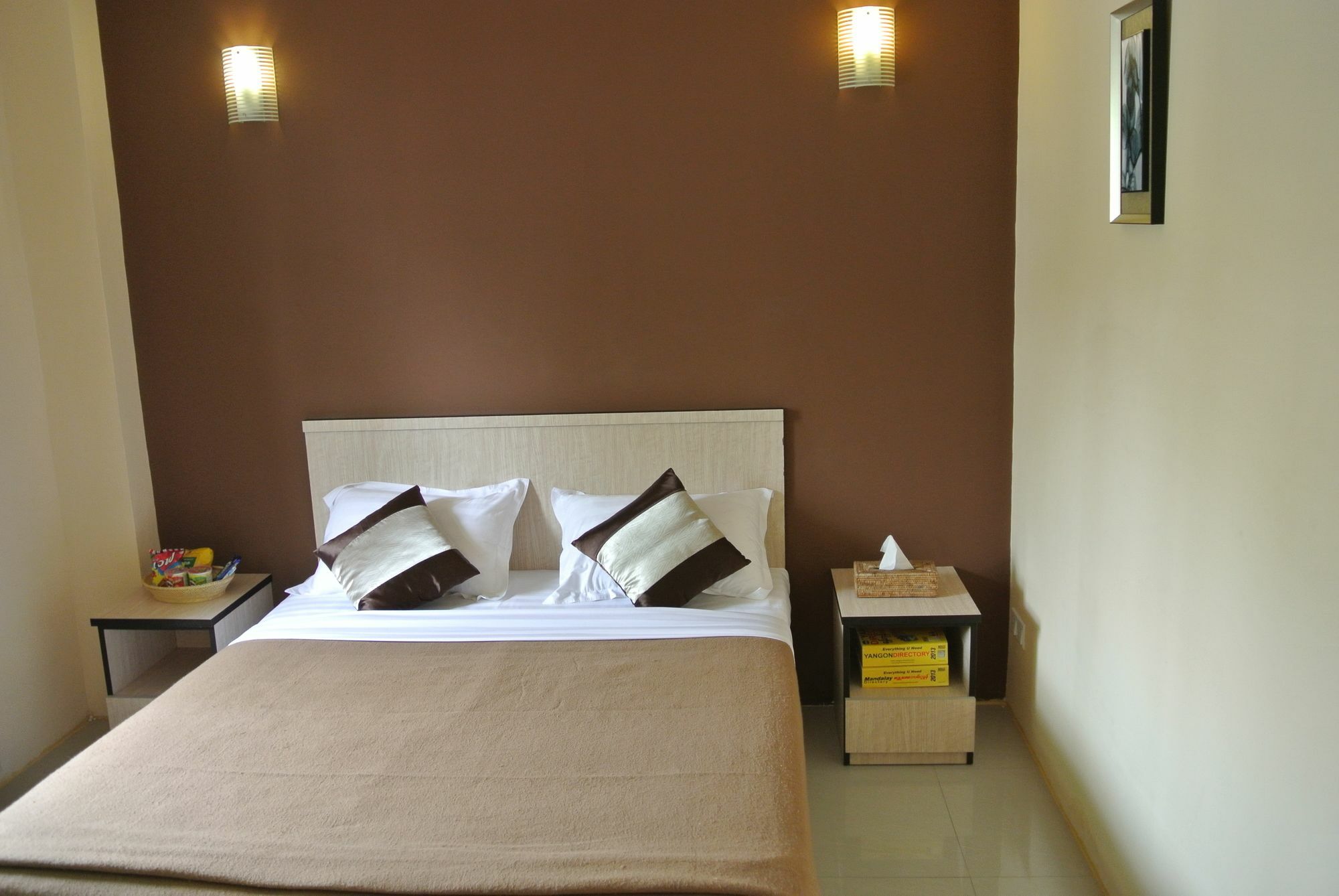 Hotel 72 Yangon Exterior foto