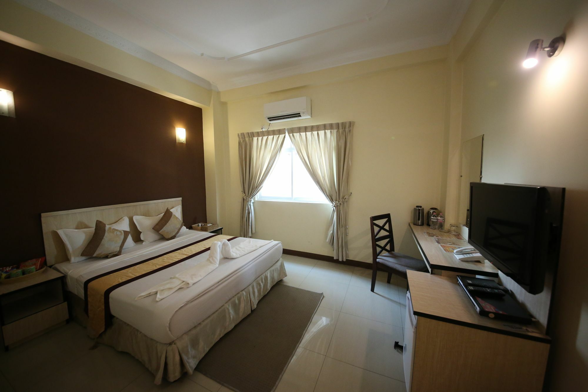 Hotel 72 Yangon Exterior foto