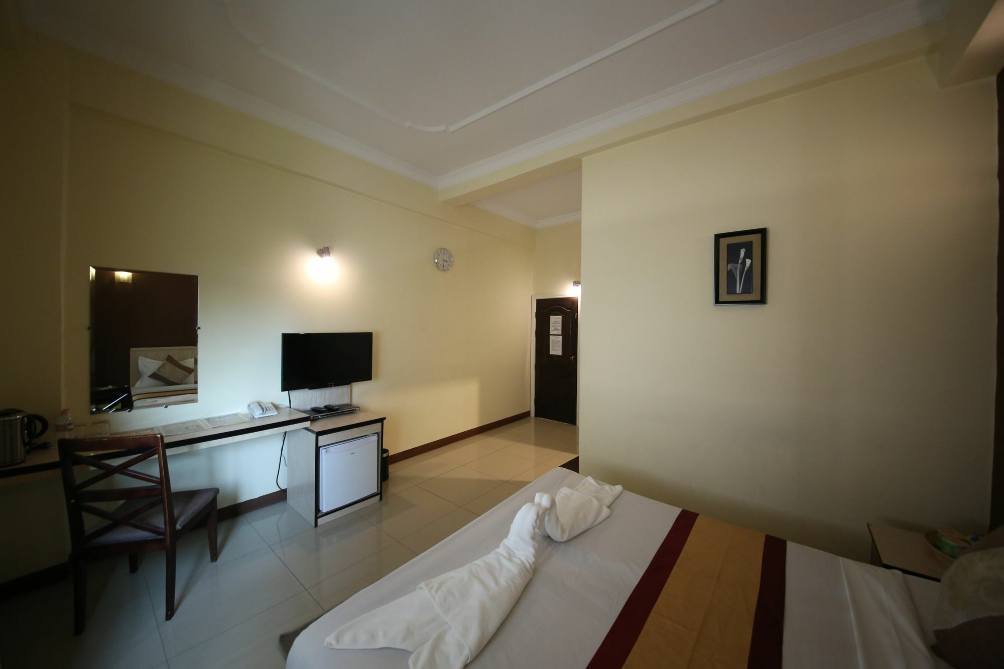 Hotel 72 Yangon Exterior foto